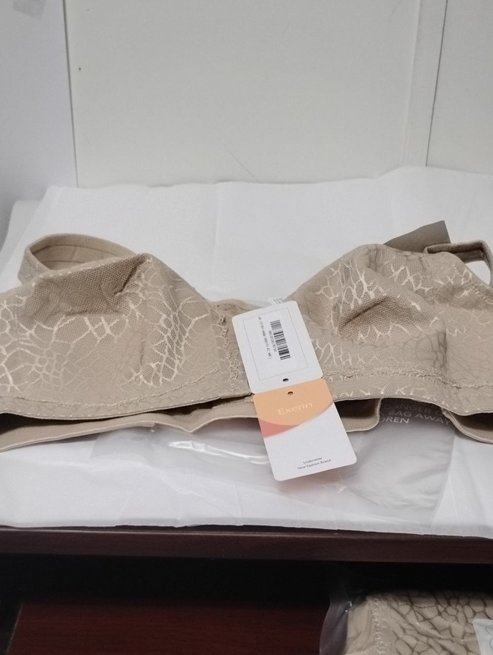EXERIN Women's 40C Front Closure Posture Beige Lace-Detail Bra (2bundle)